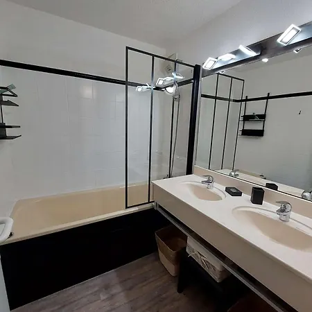 Cosy Avec Balcon, Piscine & Sauna - 3 Pers, Pied Des Pistes, Animaux Ok - Fr-1-405-87 Apartment